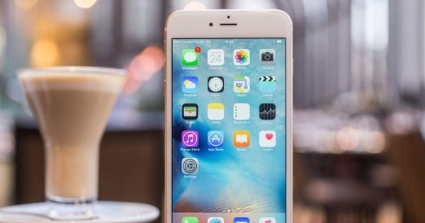 Apple tuyên bố iPhone cũ giữ giá tốt hơn điện thoại Android