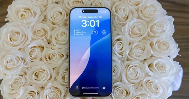 iPhone gập khác biệt sao so với các đối thủ