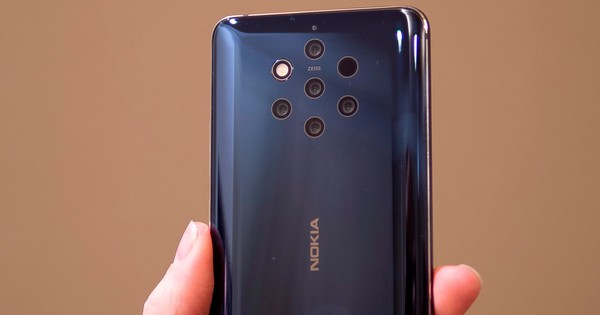 Ai còn nhớ mẫu Nokia có đến 5 camera "điên rồ" này: Cất ngăn tủ suốt 6 năm, giờ dùng lại vẫn thấy ấn tượng