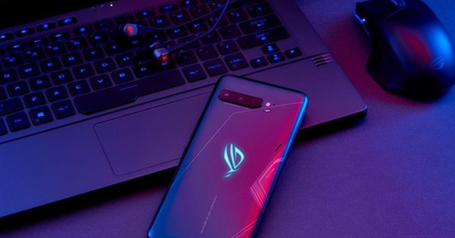 Trên tay “chiến thần” Asus ROG Phone 3 cho game thủ