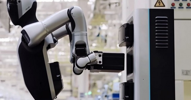 Robot của Trung Quốc có thể dẫn đến cuộc nổi loạn “không hồi kết”