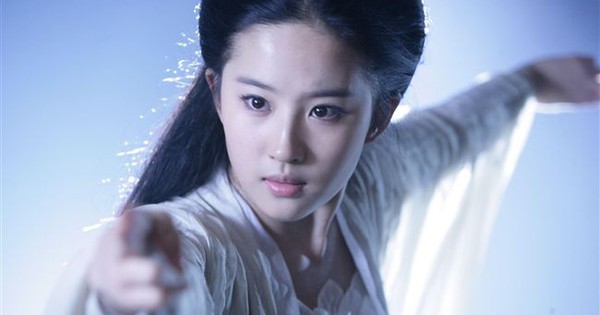 Thấy bóng của Tiểu Long Nữ, Khưu Xứ Cơ liền tha chết nàng: Hành động của Lý Mạc Sầu hé lộ lai lịch Cô Cô