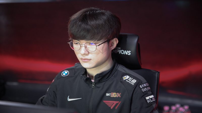 LMHT: Faker “phải” cầm Sett tại Chung Kết, T1 thua cay đắng trước một đối thủ bị đánh giá thấp hơn