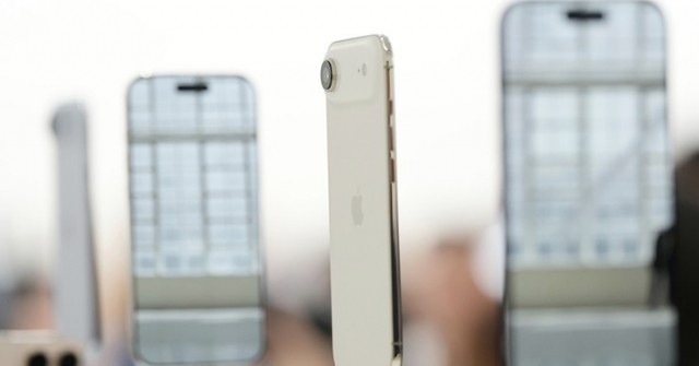 Quy định oái ăm kìm hãm sự phát triển phần cứng của iPhone