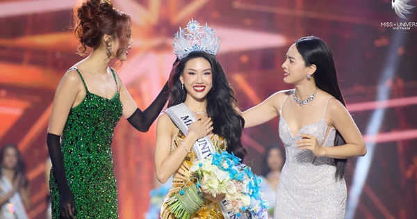 Bùi Quỳnh Hoa vẫn thi Miss Universe mặc lùm xùm, vừa trở lại đã bị chỉ trích vì hành động gây bức xúc