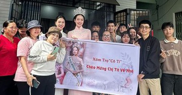 Hoa hậu Thanh Thủy về nhà