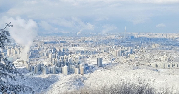 Trong phim cũng chưa từng thấy Seoul trăm năm có một thế này!