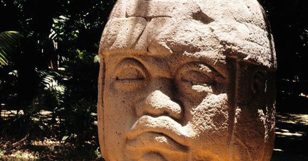 Tại sao những cái đầu khổng lồ của người Olmec là một trong những bí ẩn lớn nhất của khảo cổ học