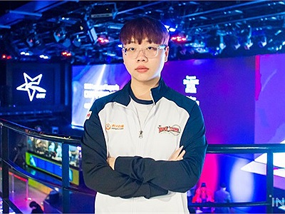 KT Pawn: 