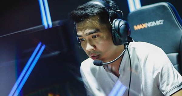 PewPew chuẩn bị thi đấu Esports chuyên nghiệp Đấu Trường Chân Lý