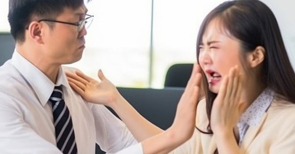 Trung Quốc: Ông chủ bắt nhân viên tát nhau để tạo động lực làm việc?