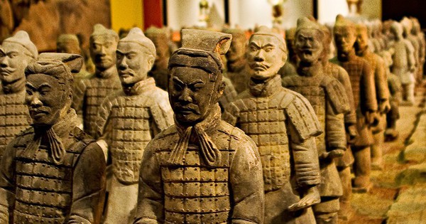 Khám phá kinh ngạc về quan tài 16 tấn chứa đầy kho báu trong lăng mộ Tần Thủy Hoàng