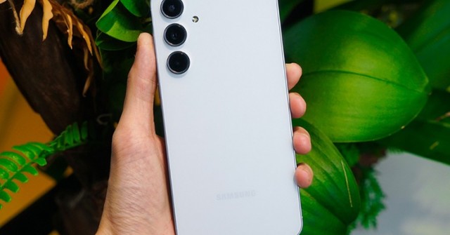 Đến lượt người dùng Galaxy A55 5G đón tin vui về One UI 8