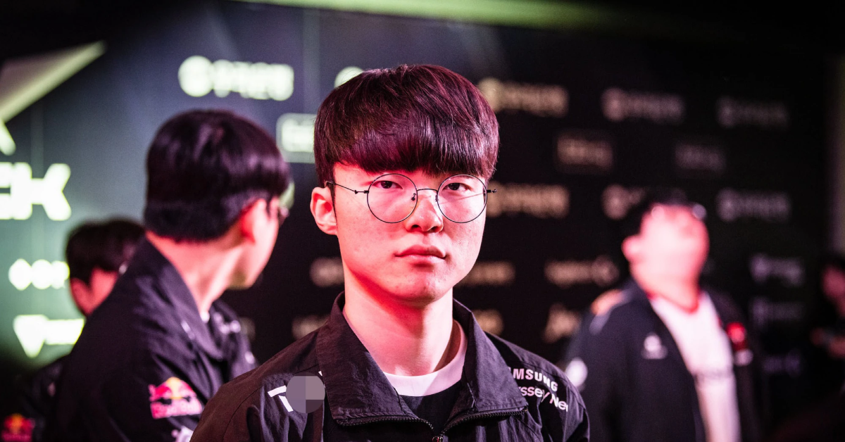 Faker bị 