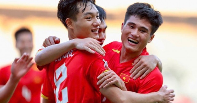 U23 Việt Nam vs U23 Indonesia: Dân mạng "Google" lịch thi đấu, tỉ số, VAR,...