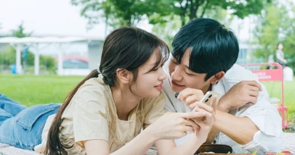 Rating Love Next Door giảm mạnh, netizen mệt mỏi vì cặp chính cứ yêu rồi lại “quay xe”