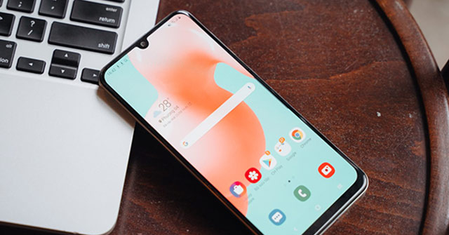 Trải nghiệm của ‘lính mới’ nơi công sở với Galaxy A50s