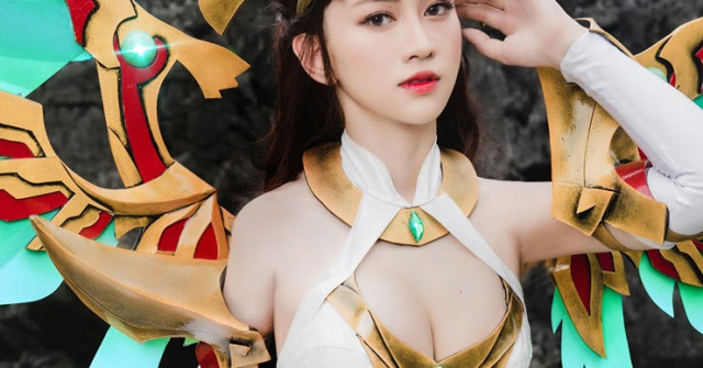 Lê Bống cosplay nữ pháp sư Lauriel game Liên Quân Mobile đẹp cỡ nào?