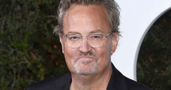 Sao Hollywood tiếc thương trước sự ra đi đột ngột của Matthew Perry