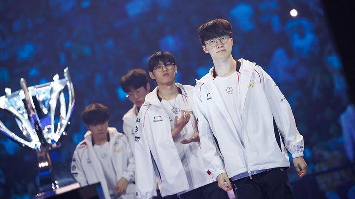 Cộng đồng chấm điểm T1 vs GEN: Faker lu mờ Chovy