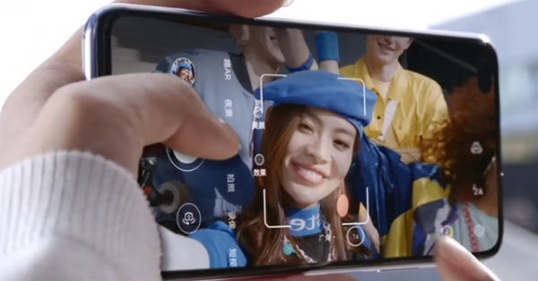 Huawei tung thêm video quảng cáo Nova 6 5G với camera selfie cực chất