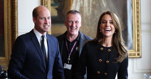 Nhân viên cung điện tiết lộ 8 quy tắc William và Kate yêu cầu cấp dưới tuân theo