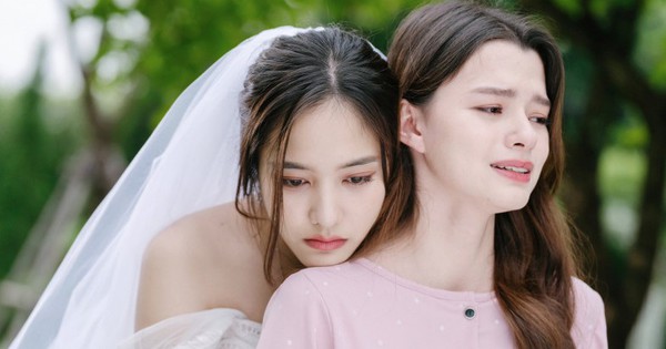 Rơi nước mắt với cảnh cầu hôn cảm động của couple Sam - Mon trong GAP The Series