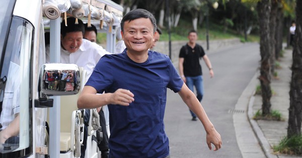 Thời hoàng kim đã xa của Jack Ma: Từ ông chủ đế chế trăm tỷ USD trở thành kẻ đi học đánh cá, trồng lúa, lặng nhìn Alibaba bị chia tách thành 6