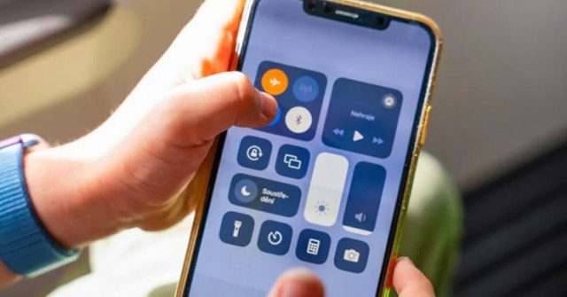 Điều gì xảy ra nếu chúng ta gọi đến điện thoại đang ở chế độ máy bay?