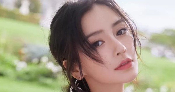 Angelababy bị mắng trên phố
