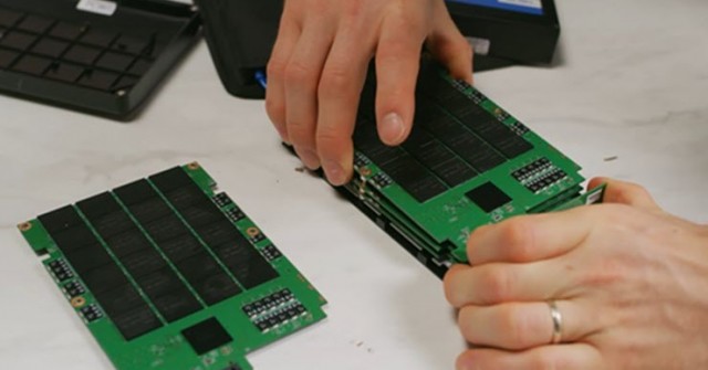 Chiếc SSD 100TB giá gần 1 tỷ đồng: Vì sao vẫn là "ông vua" sau 7 năm?