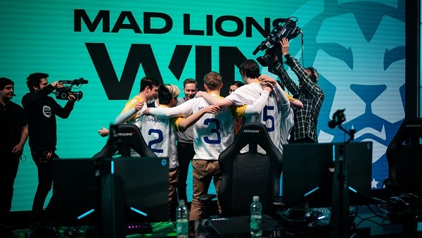 [LEC Mùa Hè 2020 – Tuần 3] G2 vượt trội Fnatic, Mad Lions xây chắc ngôi đầu