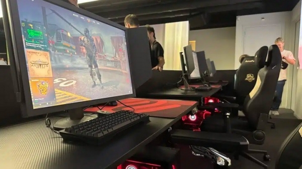 Bàn Phím Và Chuột - Những "Vũ Khí" Quyết Định Thành Bại Trong Esports!