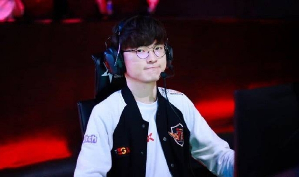 LMHT: T1 Esports bỏ ra hàng chục tỉ để đảm bảo an toàn cho tay phải của Faker