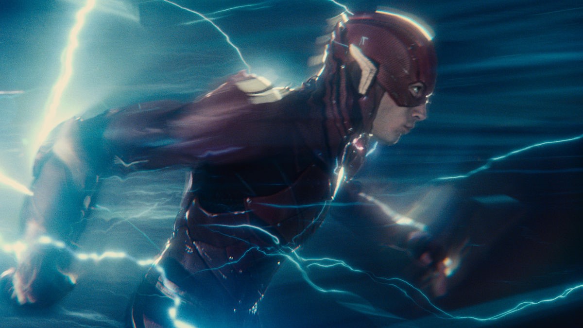 DCEU có thể vượt qua MCU nhờ vào The Flash?