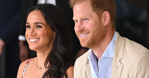 Đến người từng ủng hộ cũng dần "quay xe", Harry và Meghan nỗ lực lấy lại thiện cảm từ công chúng sau những lùm xùm - GIẢI TRÍ