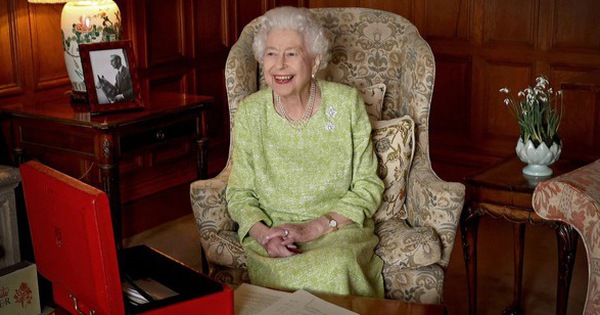 Giấy chứng tử của Nữ hoàng Elizabeth II tiết lộ điều gì?