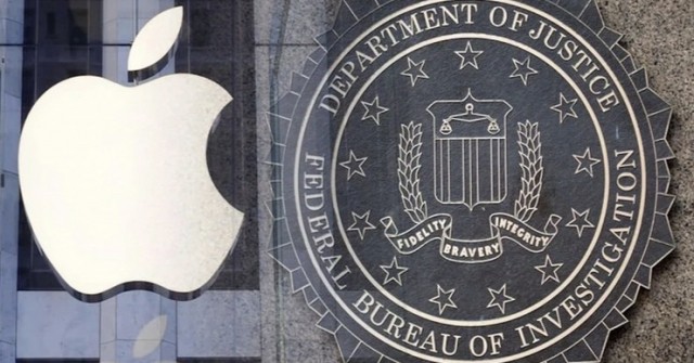 Trump nói FBI phải yêu cầu Apple mở khóa điện thoại của những kẻ ám sát - CÔNG NGHỆ