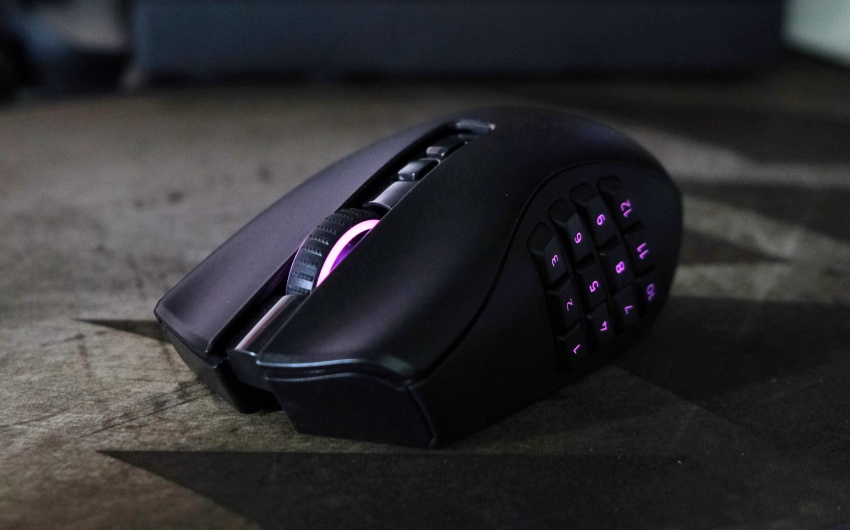 Trên tay Naga Pro mới từ Razer, chuột gaming mượt chiến game ngon nhưng “kén” chủ