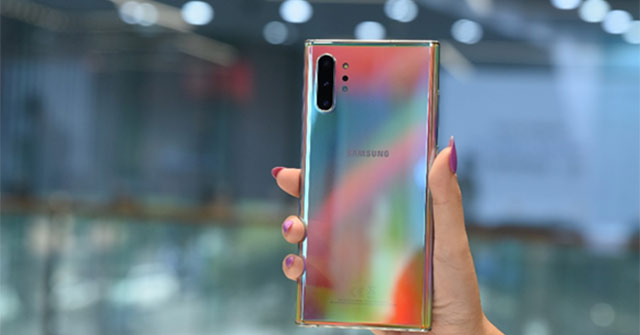 Galaxy Note10+ và Galaxy S10+: 2 siêu phẩm danh giá được giới chuyên môn khen ngợi hết lời