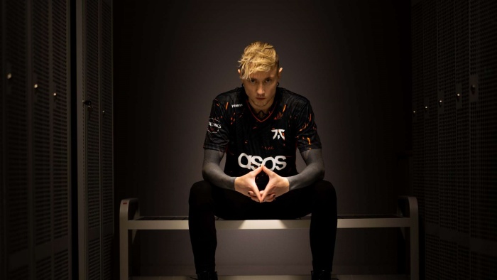 Rekkles đứng trước nguy cơ trở thành khán giả “bất đắc dĩ” cùng Fnatic chỉ sau 3 tuần thi đấu tại LEC Mùa Đông 2023