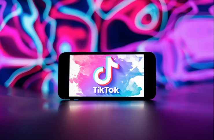 TikTok thử nghiệm chế độ xoay toàn màn hình, cạnh tranh với YouTube