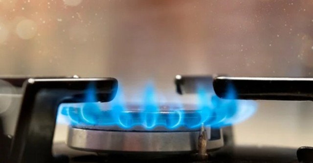 Nên lựa chọn bếp điện hay gas cho gia đình?