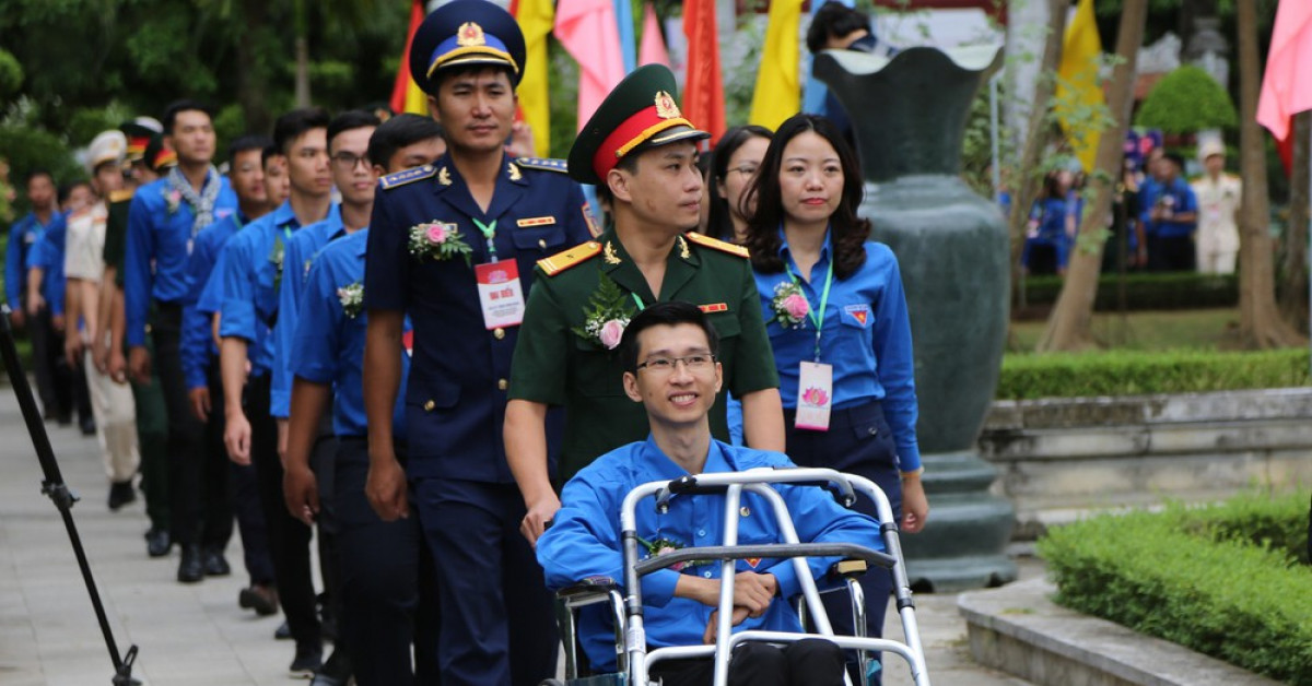 Chàng trai tật nguyền và bước chuyển mình thành ông chủ doanh nghiệp