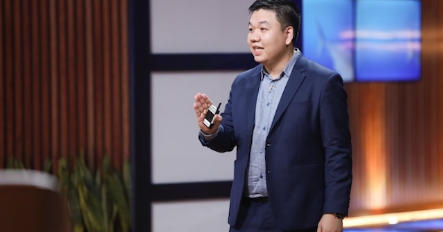 Màn đấu tay đôi cực gay cấn giữa shark Hưng và startup tại Shark Tank