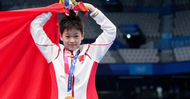 Thiếu nữ 14 tuổi giành giải vô địch Olympic và lý do khiến ai cũng xúc động