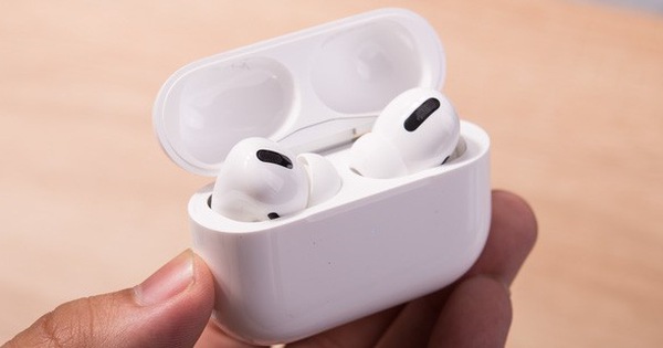 Trải nghiệm tận tay AirPods Pro: Chống ồn chủ động, nghe hay vượt trội so với AirPods 