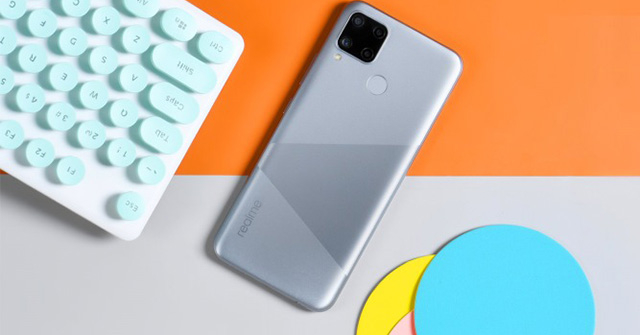 Trình làng Realme C15 bản mới giá siêu rẻ, pin 6.000 mAh “khổng lồ”