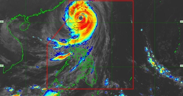 Siêu bão Kong-rey gây lo ngại với mắt bão “khổng lồ”, sắp mạnh cực đại