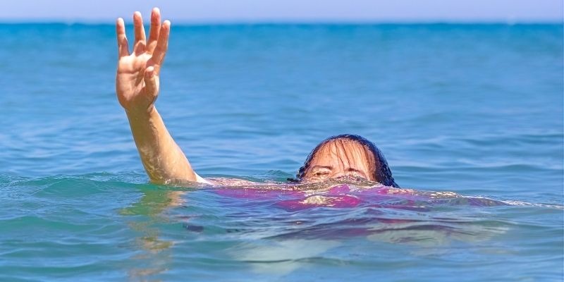 Giấc Mơ Thấy Chết Đuối – Thông Điệp Bí Ẩn Từ Tiềm Thức